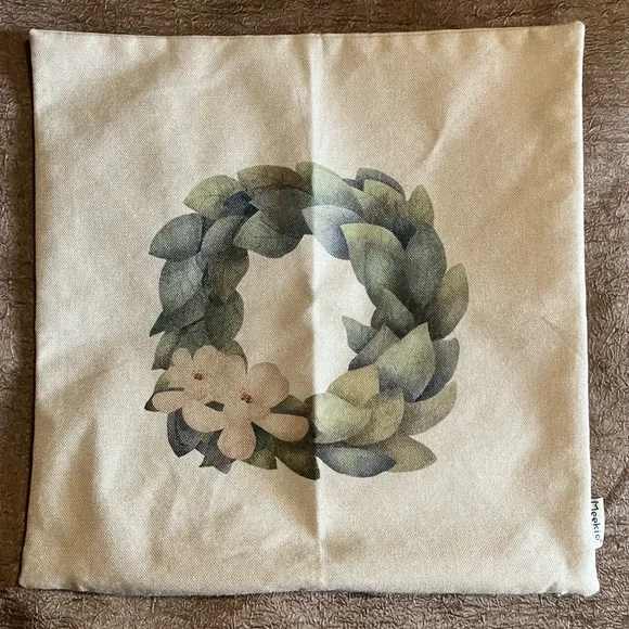 Floral Wreath Accent Pillow Cover
