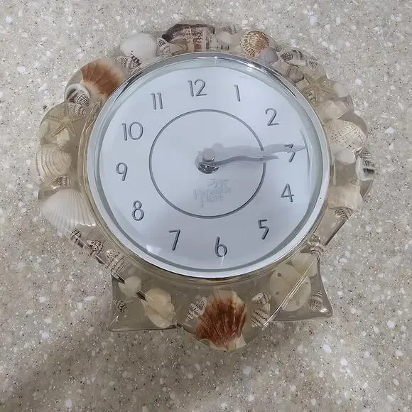 Vtg Paradise Place Lucite Seashell Acrylic Resin Wall Clock 8