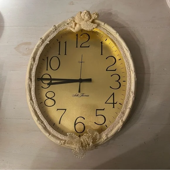 Vintage Shabby Chic Seth Thomas clock
