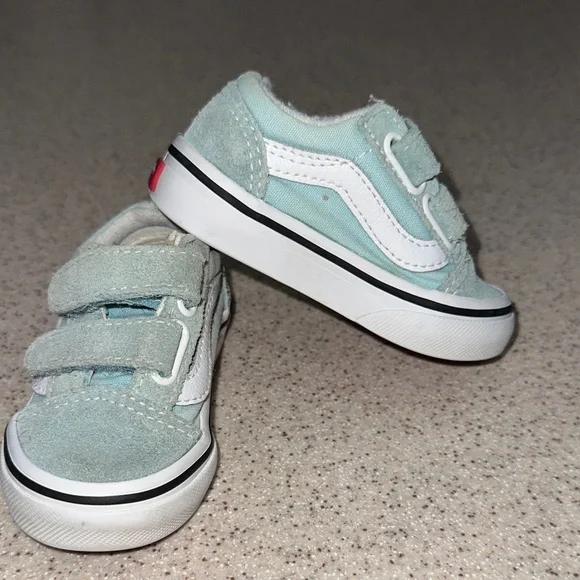 💫 Vans Aqua Old Skool Sneakers toddler size 4