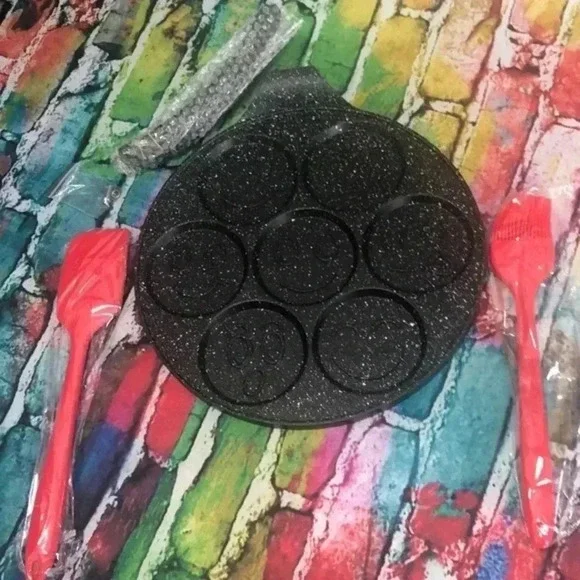 Pancake stove top pan emoji’s‎