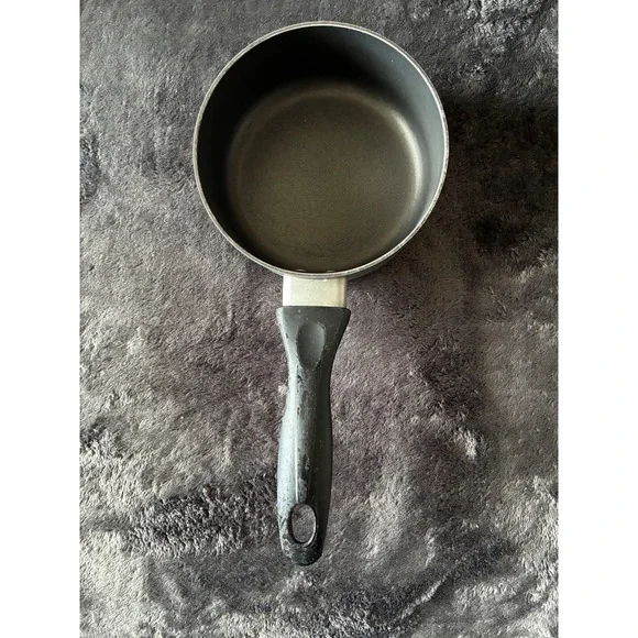 Tools of the Trade Cookright Hard Anodized 1QT Saucepan Black Nonstick Pot 21089