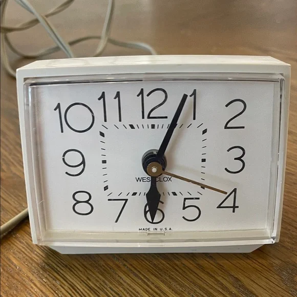 Vintage Westclox Classic White Electric Clock