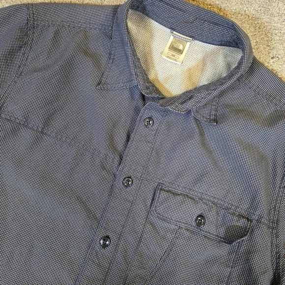 The North Face‎ Short Sleeve Collared Button Up Outdoor Shirt Medium Mens Blue