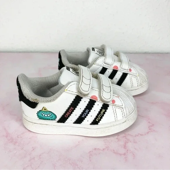 Adidas x Kevin Lyons sneakers‎ Superstar Monster Art size 4 infant
