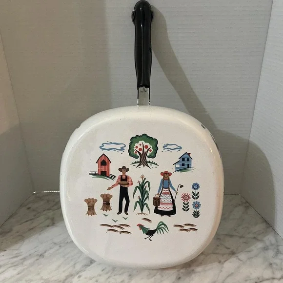 Rare VTG Berggren enamelware 8