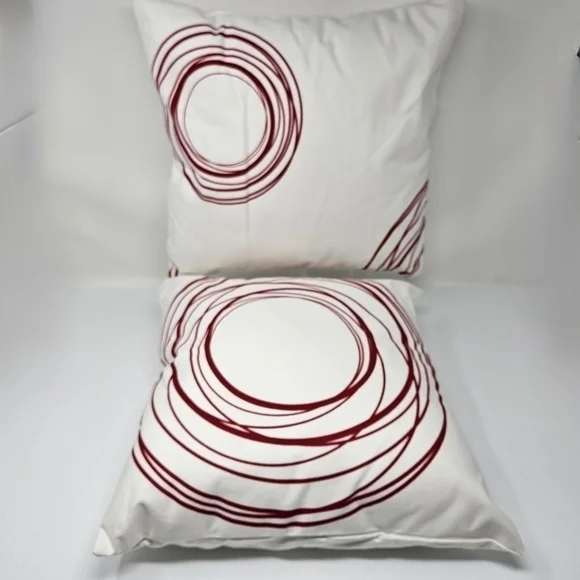 Modern Design Throw Pillows Removable Cotton Covers Red White 15 x 15 Square