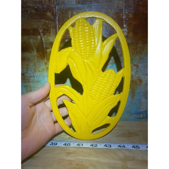 Vintage Yellow Cast Iron Corn on the Cob Trivet Oval Farmhouse Kitchen Decor