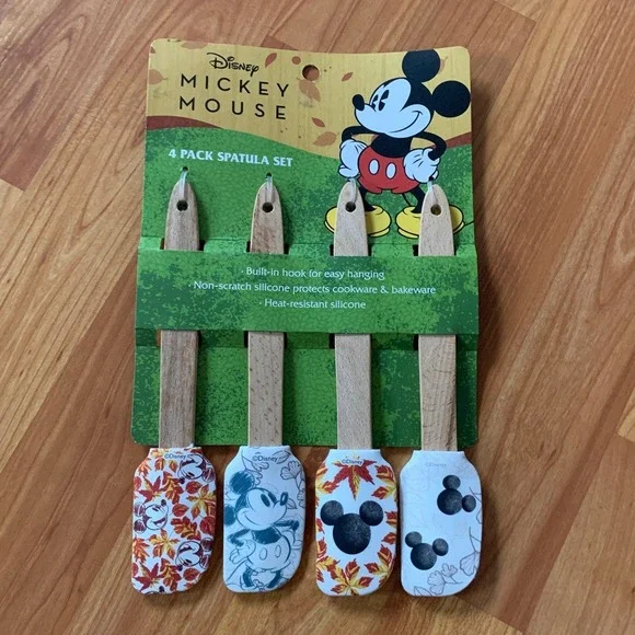 Disney Mickey Mouse 4 pack Spatula set