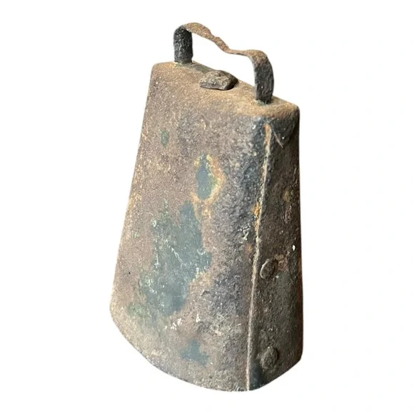 Vintage Rustic Metal Cow Bell With Aged Finish 4.75