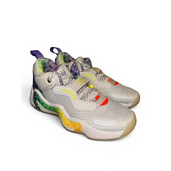 adidas D.O.N. Issue 3 Basketball Shoe 6.5 US Unisex Big Kid 