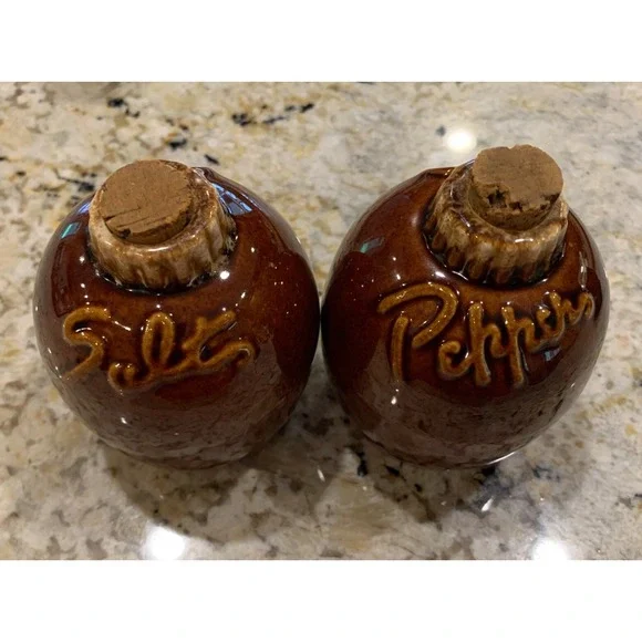 Vintage Salt & Pepper Shakers - Hull‎ Pottery - Brown Drip Glaze -Ovenproof-USA