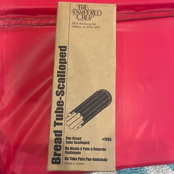 The Pampered chef Bread Tube
