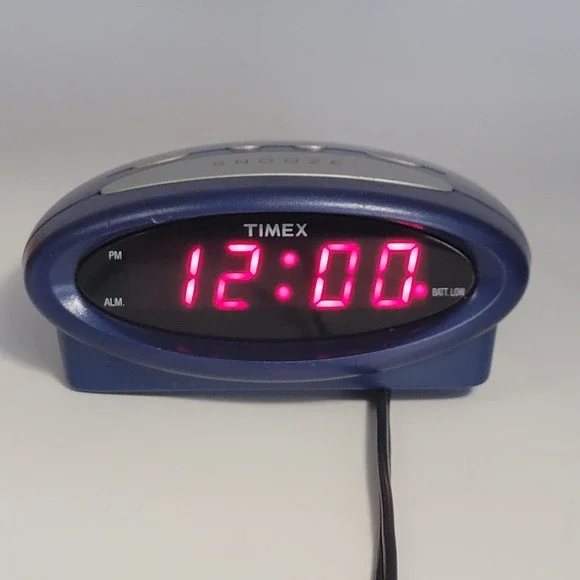 Timex‎ Vintage Retro Digital Alarm Clock T108 Tested, Works