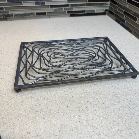 Industrial Welded Steel Swirl Metal Trivet Rectangular Hot Pad Gunmetal Gray