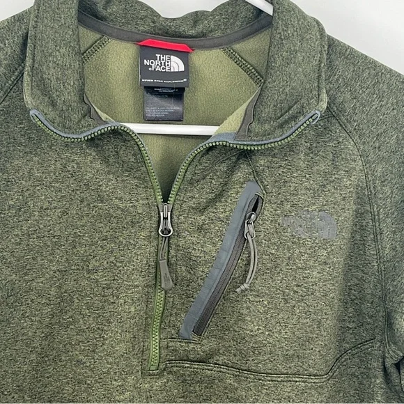 The North Face Men's Green Long Sleeve‎ 1/4 zip Pullover Sweater Sz Small/Petite