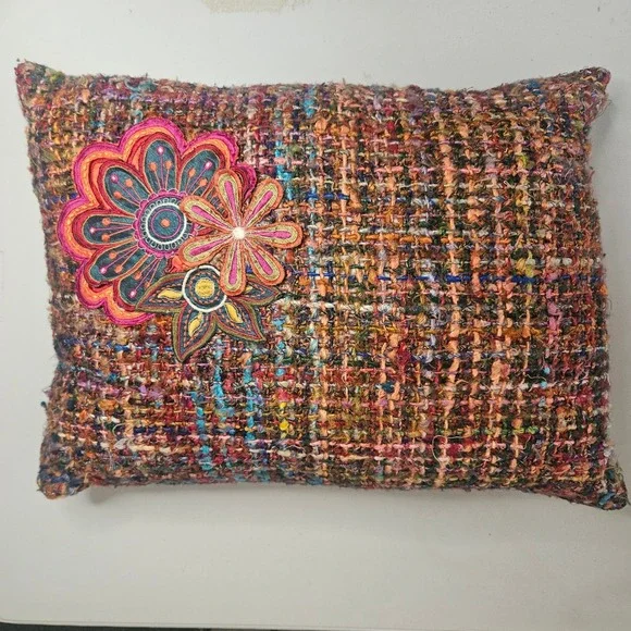 Pier 1 Imports Boho Floral Embroidered Tweed Throw Pillow Magenta Purple 17x12
