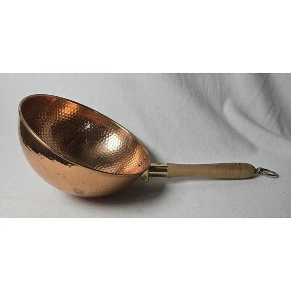 Vintage‎ Textured Hammered Copper Wood Handle Sauce Pot 9