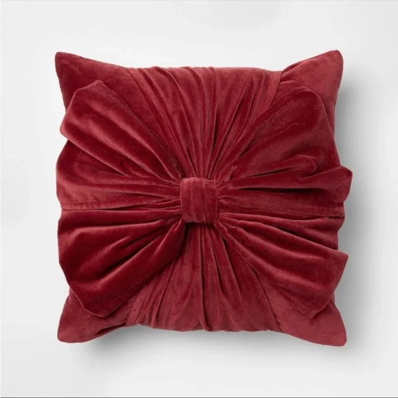 20x20” VELVET BOW THROW PILLOW BURGUNDY‎ STUDIO MCGEE