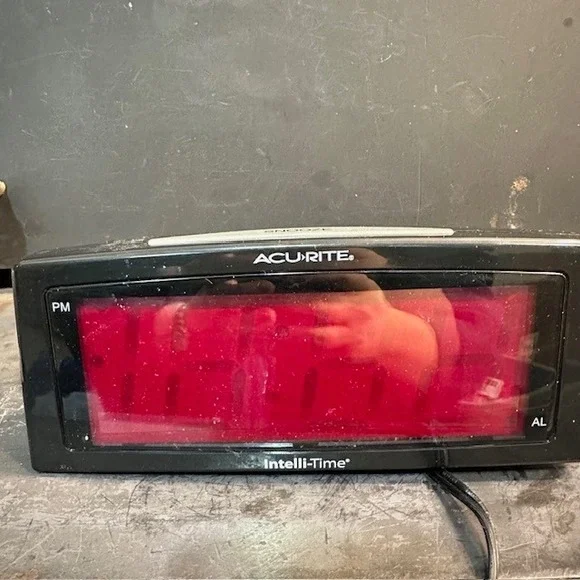 ACURITE Intelli Time Digital Alarm Clock Red Display‎ Snooze Time Set