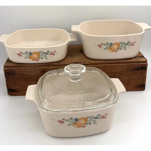 Corning Ware Beige Fruit Garland 4pc Set A-1-B + 2 A-1 1/2-B + Pyrex Lid VTG