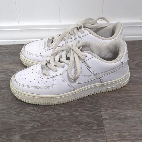 Air Force Ones With Silver On Shoe Strings