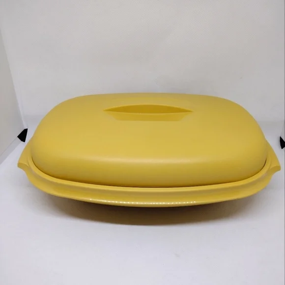 Vintage Tupperware Harvest Gold Microwave‎ Vegetable Steamer