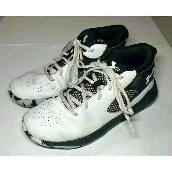 UNDER ARMOUR LOCKDOWN 5 - Youth Boy's Black White Basketball Shoes Sneakers-5.5Y