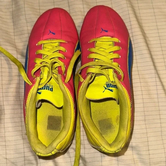 Puma Kids Cleats - Soccer - bright Pink and Yellow Blue Kid Size 4