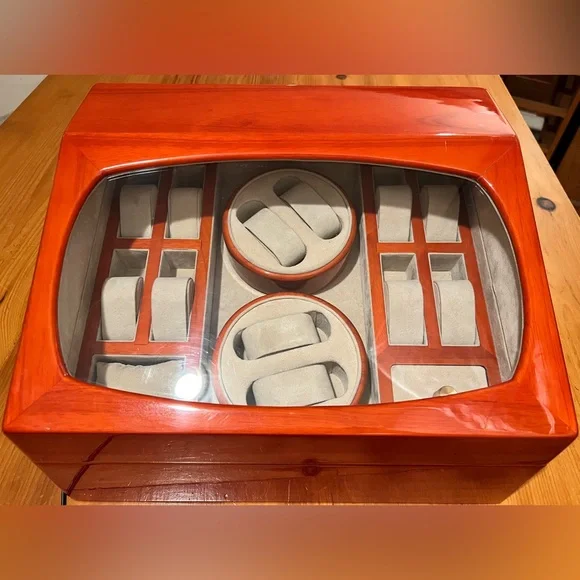Diplomat Burl Watch Winder and Display Case