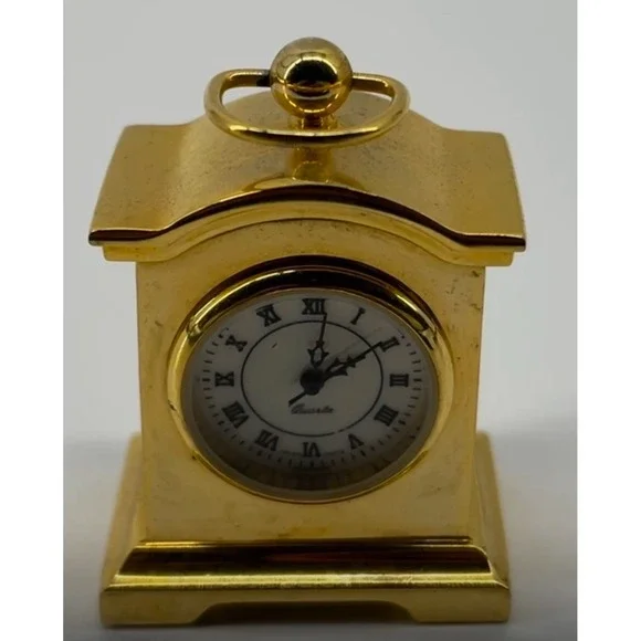 Miniature Gold Tone Quartz Clock With Roman‎ Numerals