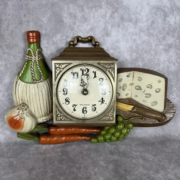 Vtg 70s New Haven Cheese Wine Veggies Kitchen Wall‎ Clock Farm Cottage WORKS EUC
