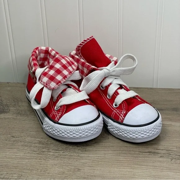 Kids sz 5 White and Red Checkered‎ High Top Canvas Sneakers Everyday Use