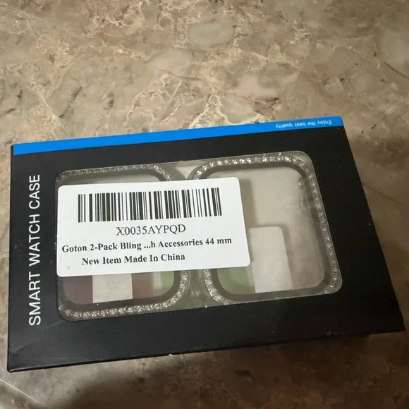 Silver and White Smartwatch Case Set