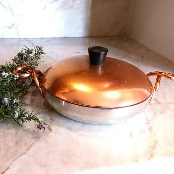 Beautiful WearEver Serving Pot 8