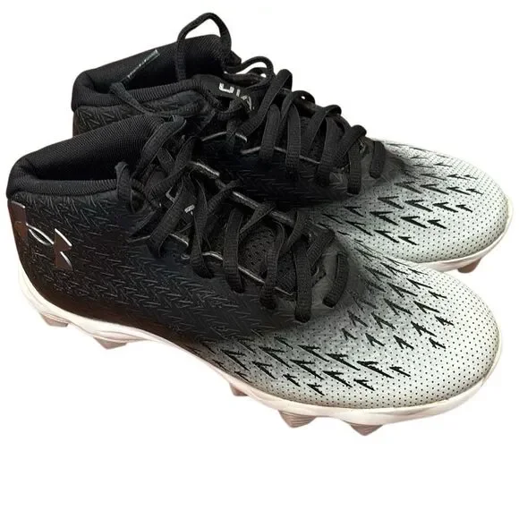 Under Armour Spotlight Football Cleats — Youth Size 3.5Y
