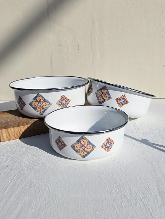 White Enamel Nesting Bowls with Decorative Tile Motif - Set of 3