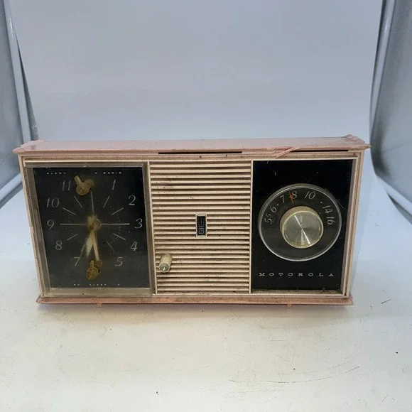 Vintage Pink Motorola C24B Alarm Clock AM Radio- For Parts Or Repair