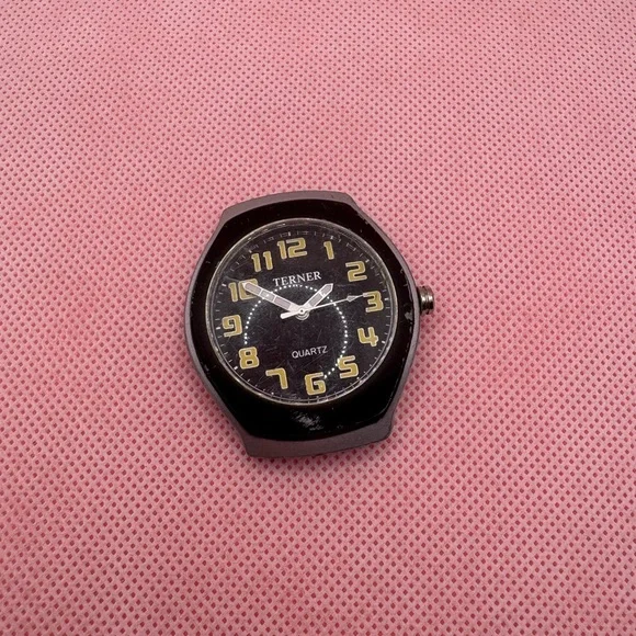 Black and Gold Smartwatch Case