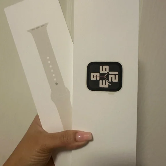 Apple Black and White Smartwatch Case