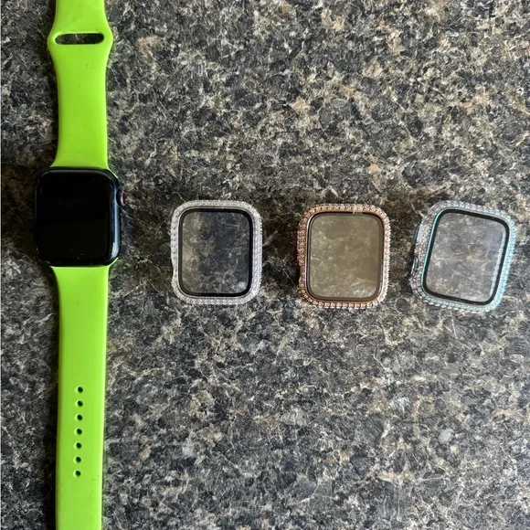 Green Smartwatch with Interchangeable Bezels