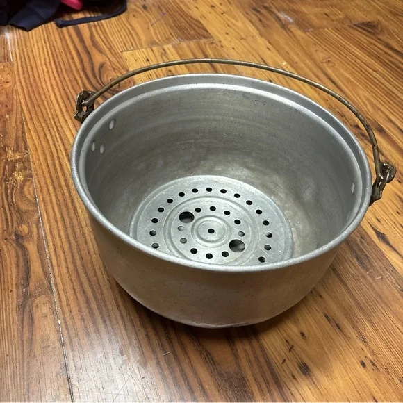 Antique‎ Aluminum Jam Pot (use for pierogi) with Handle and Insert