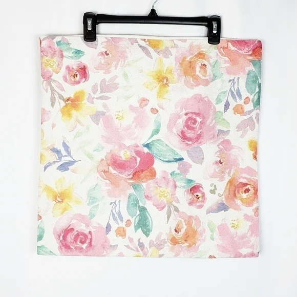 THRO floral roses pillowcase