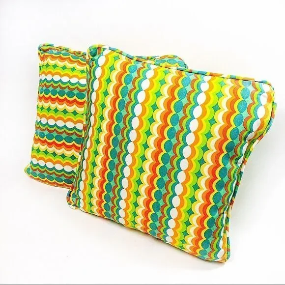 Pair Retro Rainbow Graphic Throw Pillows