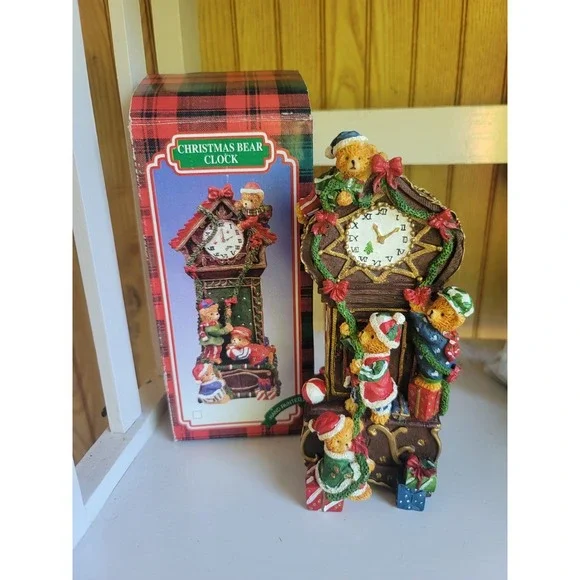 Vintage Wooden Christmas Bear Clock‎ Decoration
