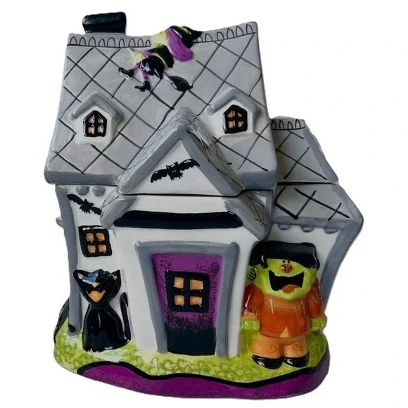 Halloween Haunted House Witch &‎ Black Cat Ceramic Cookie Jar