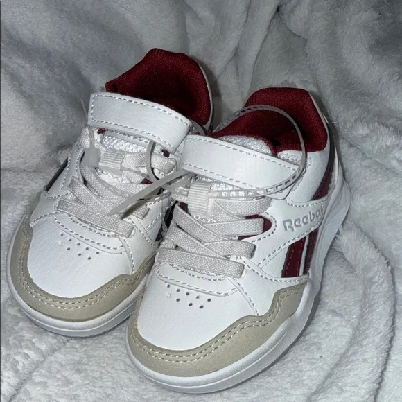 Reebok BB4900 Toddler Sneakers Sz 5 – White & Burgundy NWT