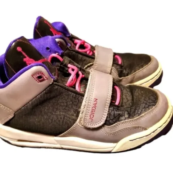 Jordan Youth Size 4.5Y
