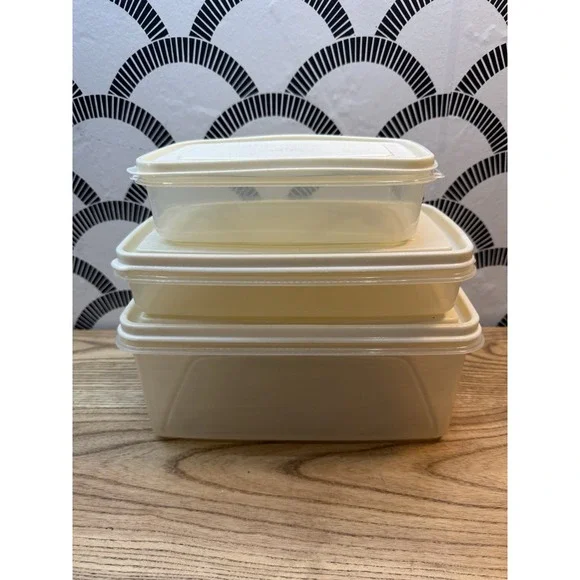 VTG Rubbermaid Servin' Saver Food Storage Containers #11 24oz, #5 4C, #9 12C
