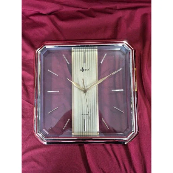 Alaron QC 3229 Wall Clock Vintage 1980s Quartz Movement